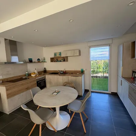 Casa Areka T3 Rez De Jardin Standing, Proche * Frejus